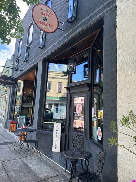 Jamie’s Eats and Sweets - Photo