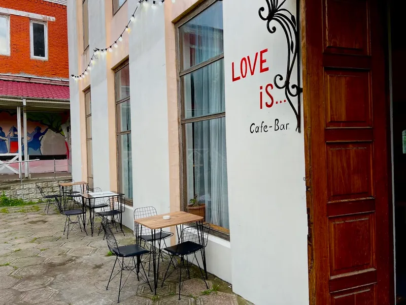 Loveis - Photo
