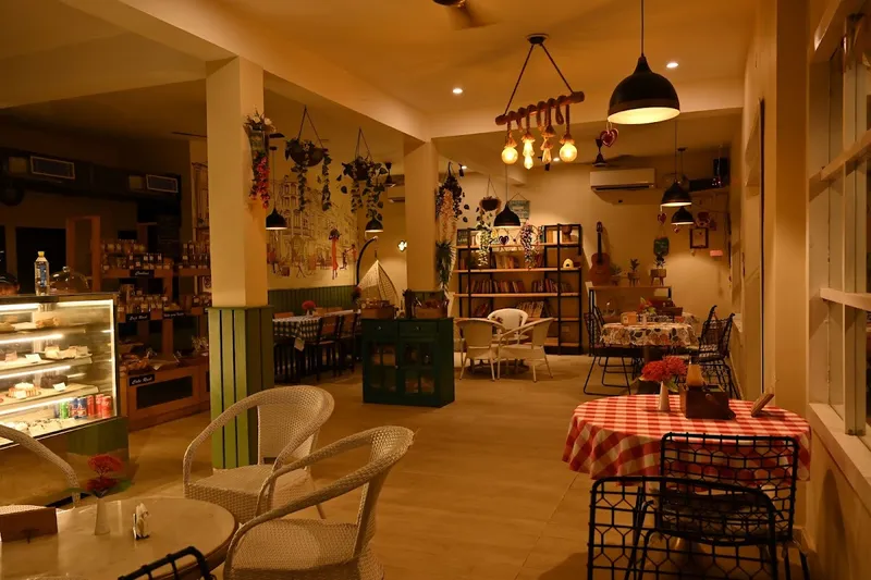 Flourmates Bakery & Cafe - Photo