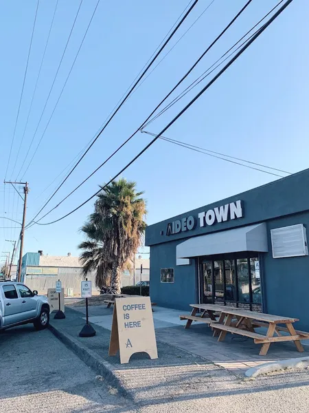 Arcade Coffee Roasters - Tasting Room - Photo
