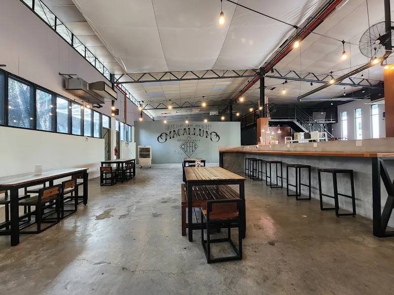 Macallum Connoisseurs Coffee Company - Photo