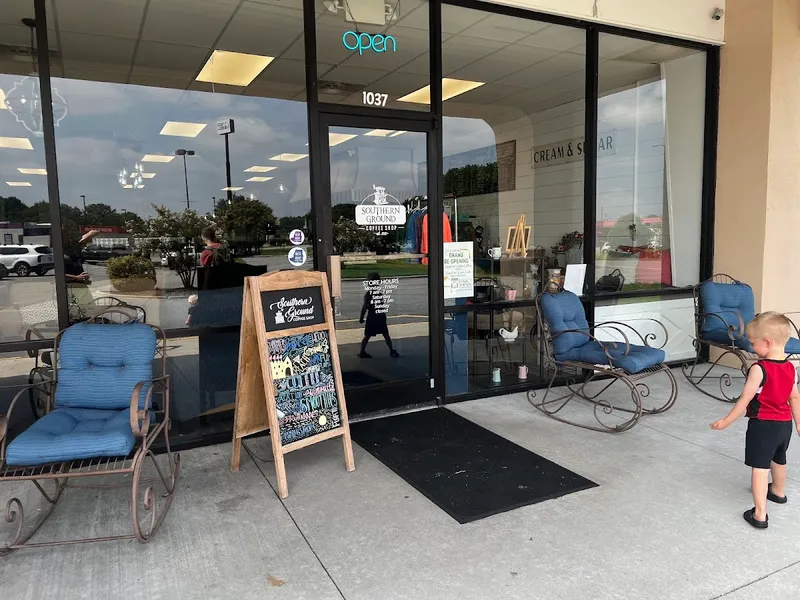Southern Ground Coffee Shop - Photo