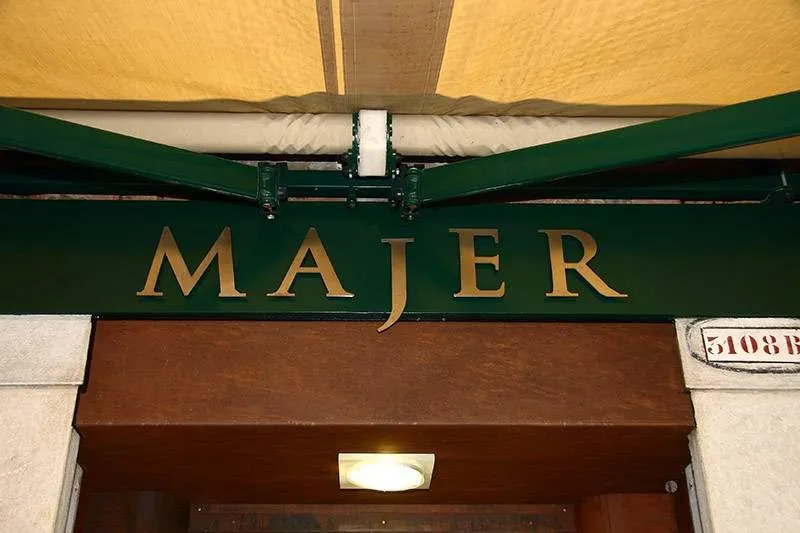 Majer - Santa Margherita Bakery Pastry Coffee Bar - Photo