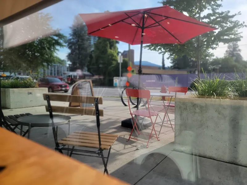 Cafe Overflow - Photo
