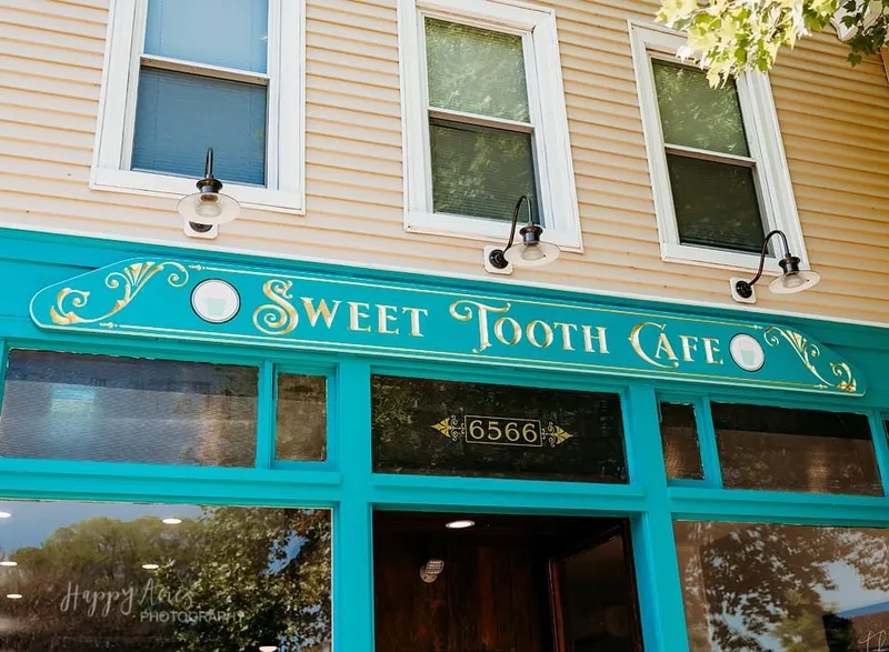 Sweet Tooth Cafe - Photo