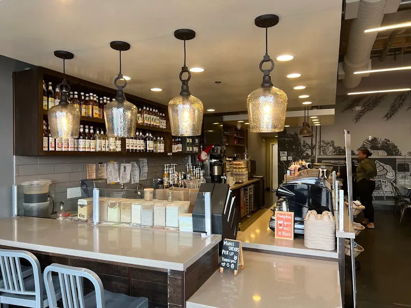 The Cupcake & Espresso Bar - Photo