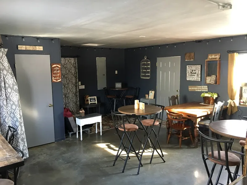 The Grind Coffee Shop - Photo