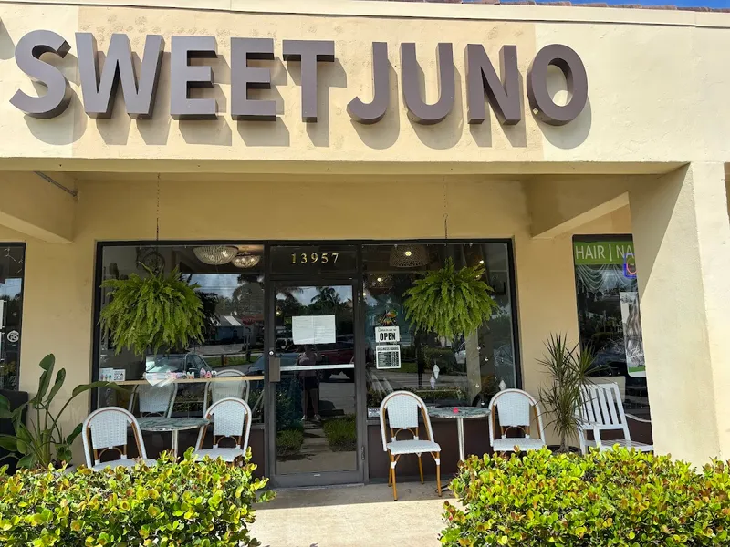Sweet Juno - Photo