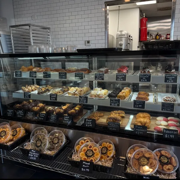 Oven Craft Bakeries & Cafe - Photo