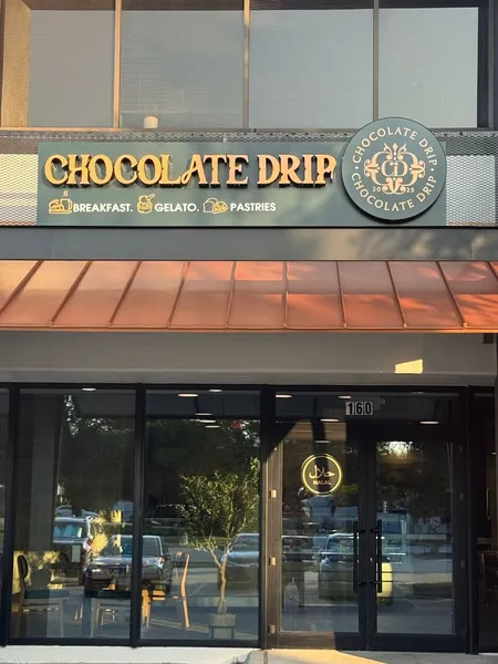 Chocolate Drip Cafe - Photo