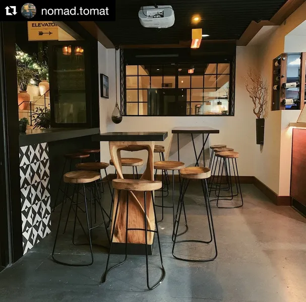 Elixir Espresso & Wine Bar - Photo