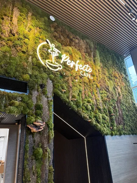 Perfecto Cafe, Bakery & Gelato (Shipyards) - Photo