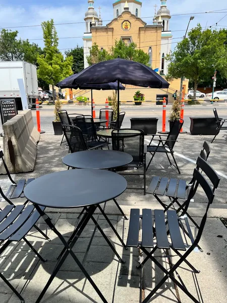 Terminal 3 Coffee Roasters - Lake Shore - Photo