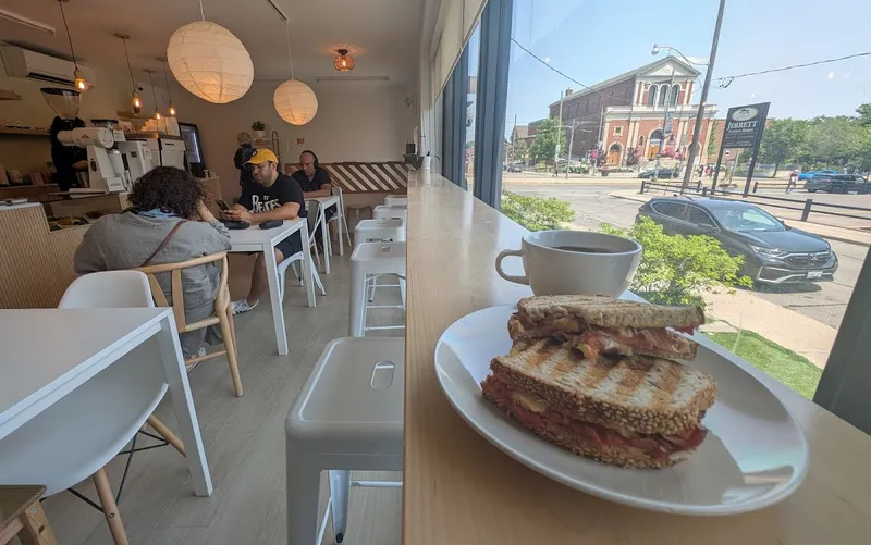 LION COFFEE - Photo