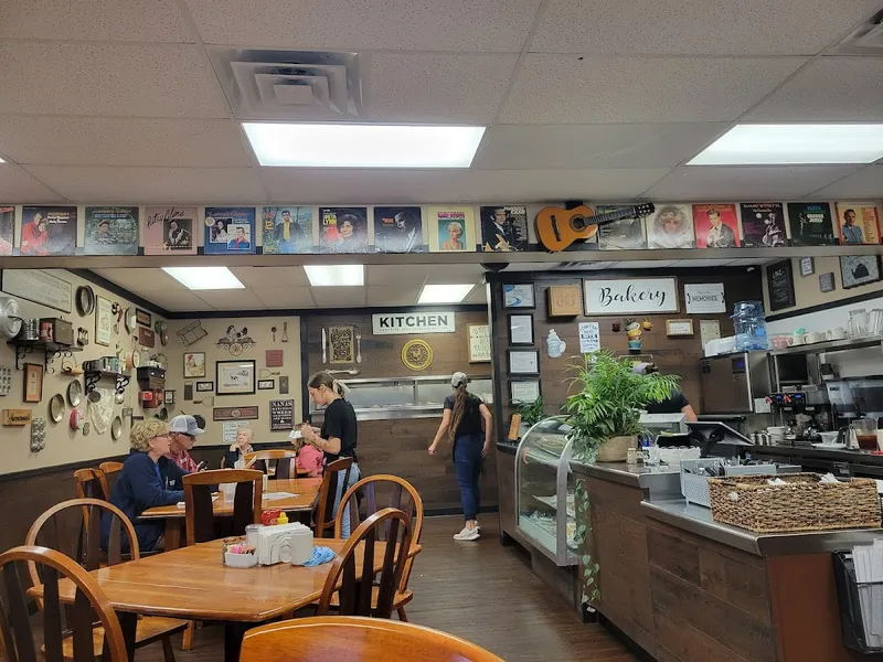 Country Skillet Cafe - Photo