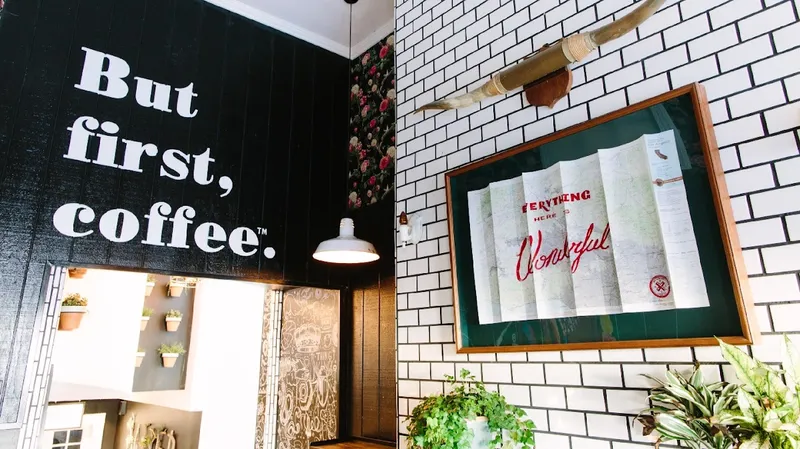 Alfred Coffee - Photo