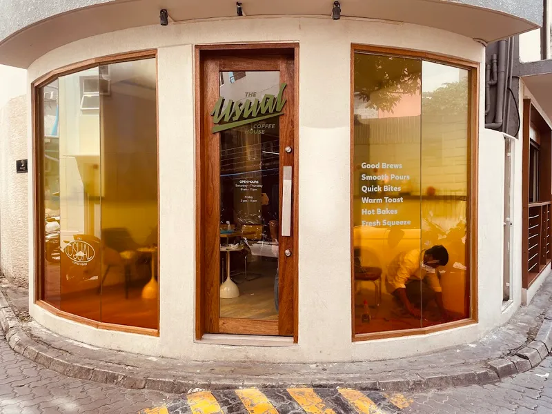 The Usual Coffee House - Photo