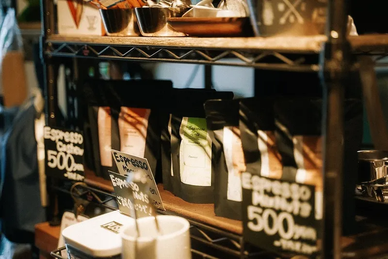 Tiphareth Coffee Roastery （ティファレスコーヒーロースタリー）四ツ谷 - Photo