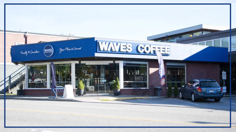 Waves Coffee House - Mountain Highway - Photo