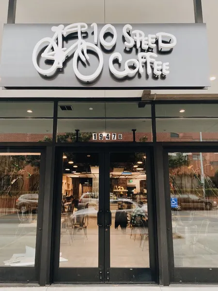10 Speed Coffee Sawtelle - Photo