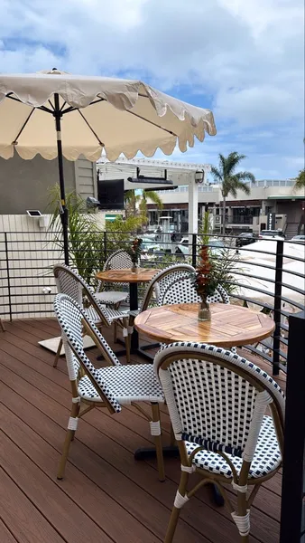 Encanto Cafe - Photo
