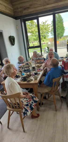 Ellerton Lakeside Cafe - Photo