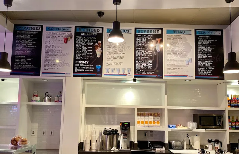 Makenna Koffee Company - Photo