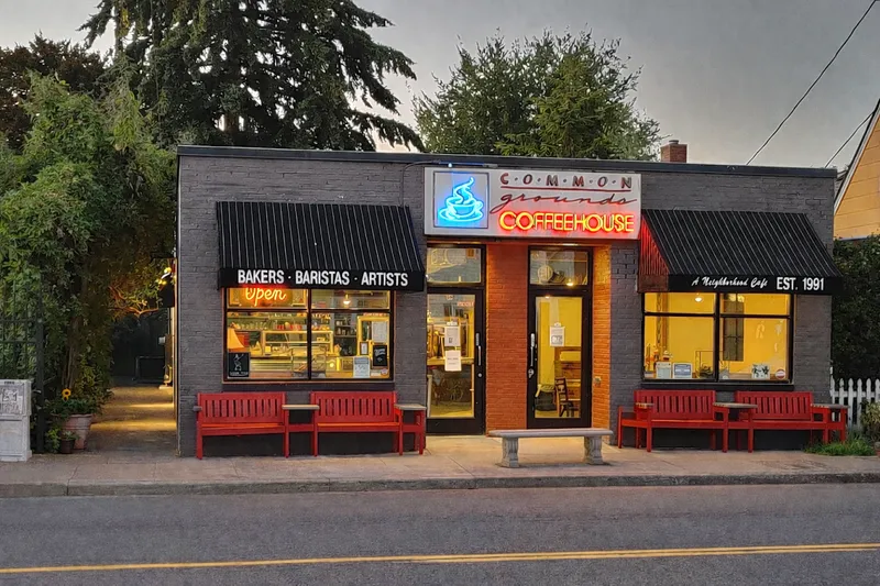 Common Grounds Coffeehouse - Photo